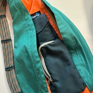 Kavu sling bag